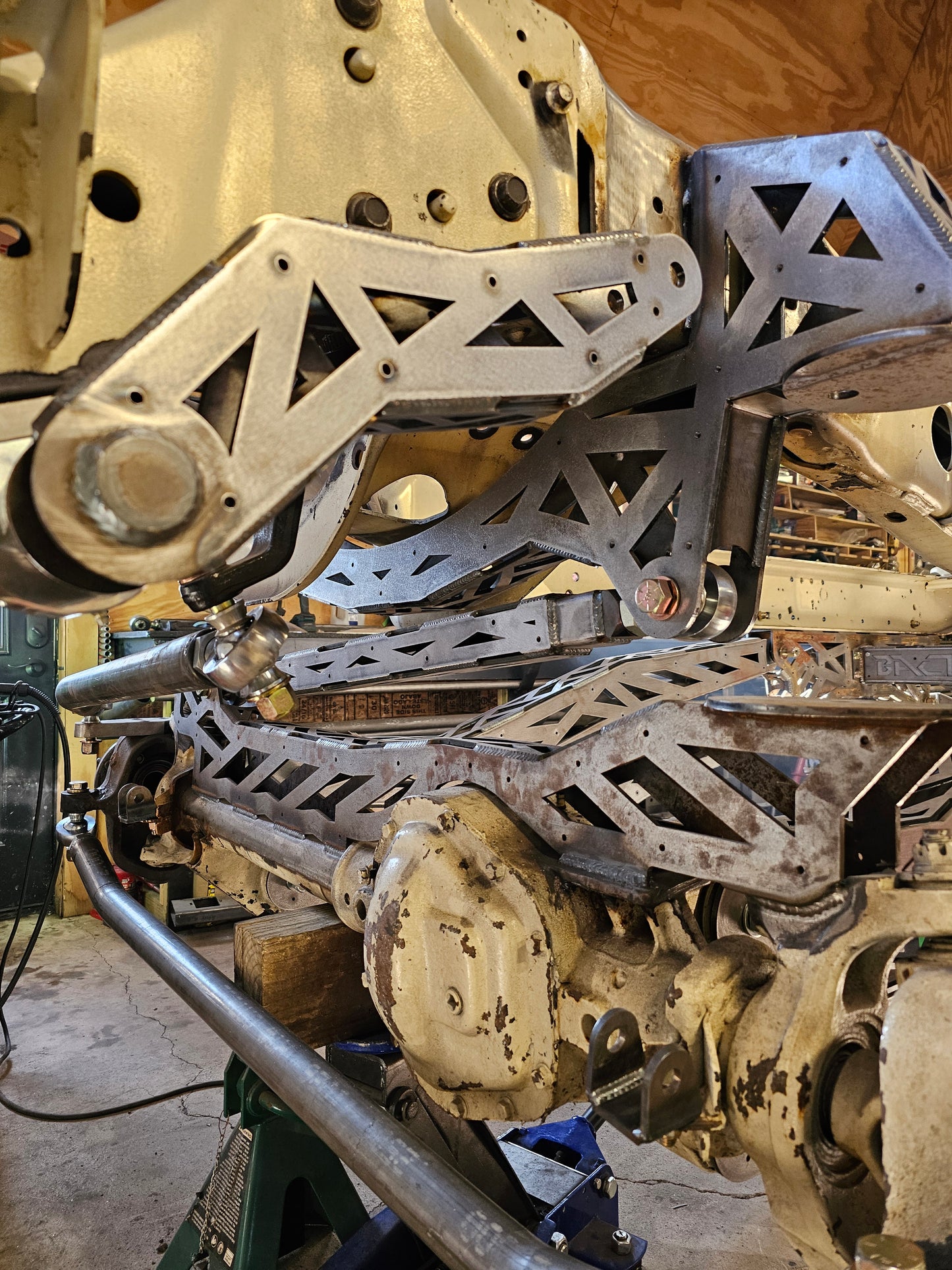 2005+ Superduty Weld on front axle truss (Shaved style)