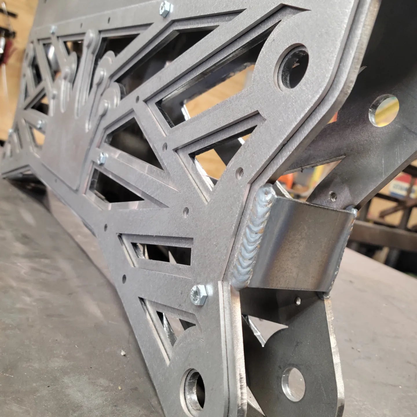 Custom 4-Link Cradle