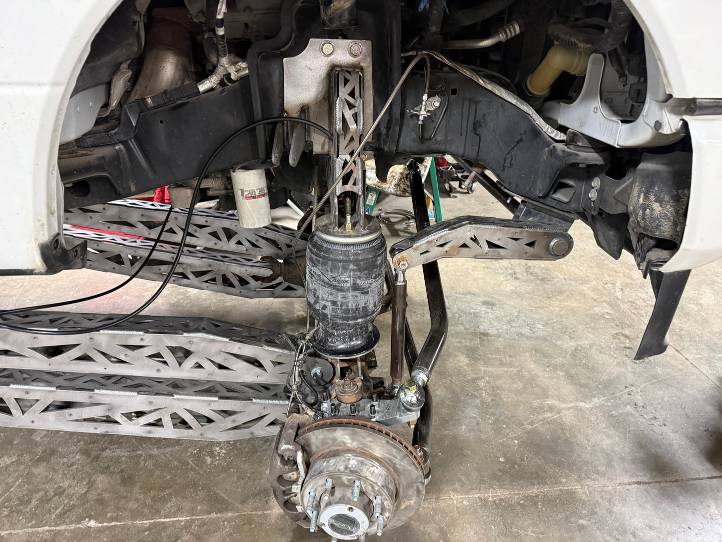 2017-2024 F250 18inch FULL BOLT ON Air Bag Kit