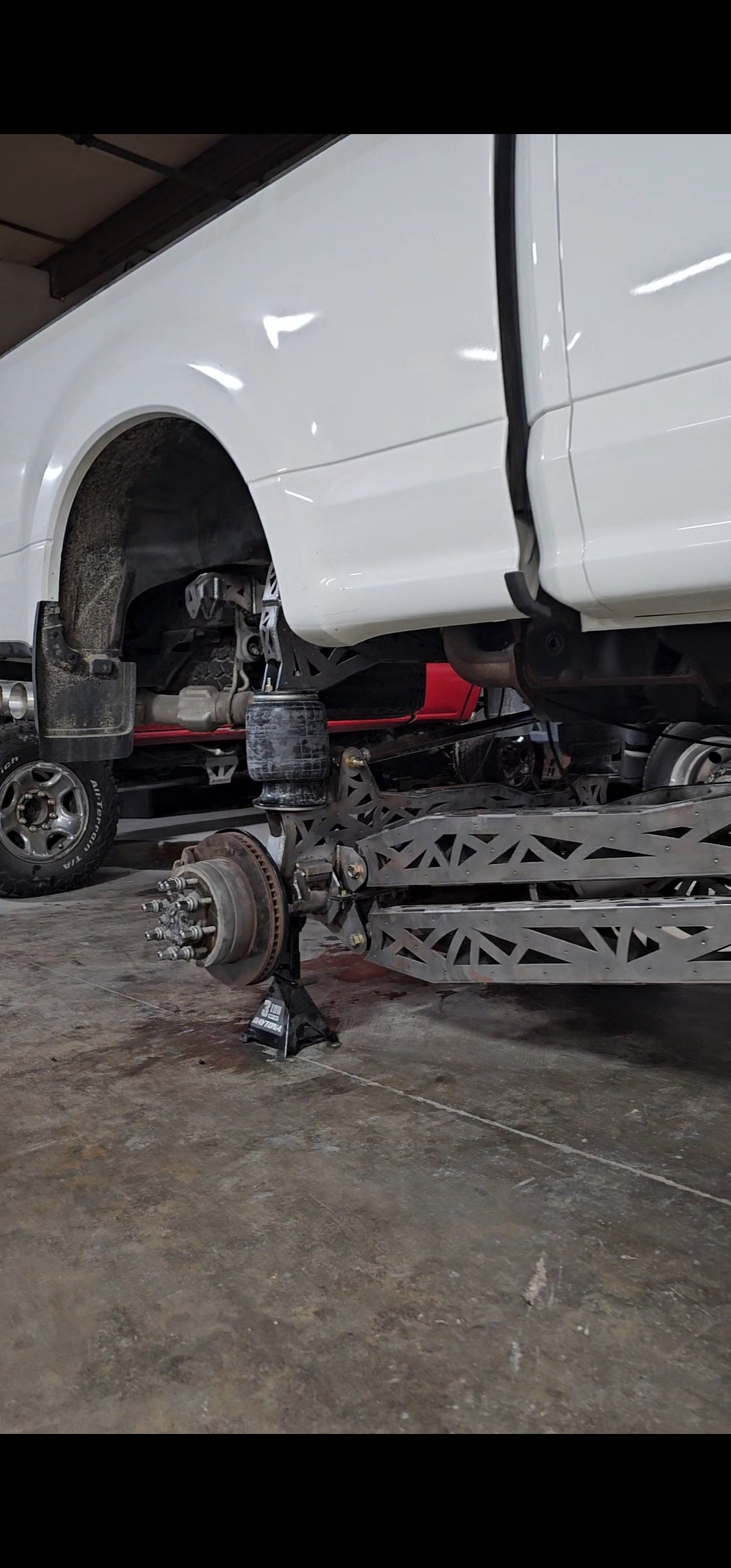 2017-2024 F250 18inch FULL BOLT ON Air Bag Kit