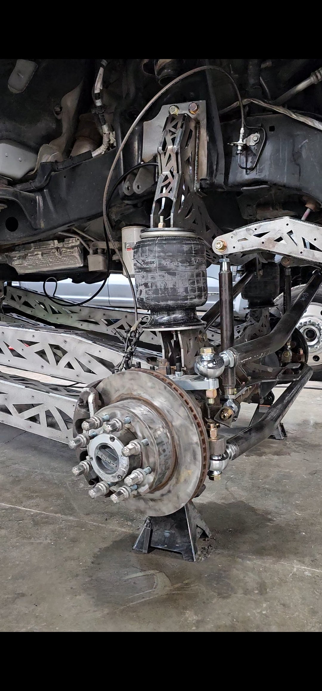 2017-2024 F250 18inch FULL BOLT ON Air Bag Kit